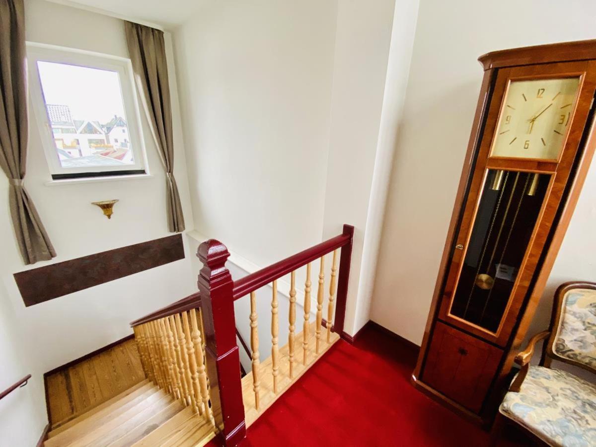 Doppelzimmer Humidor, Direkt Am Alten Strom Rostock Esterno foto